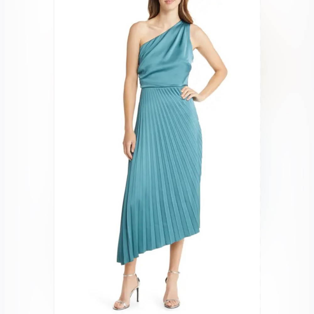 NWT Sam Edelman Women’s One Shoulder Asymmetric Pleated Cocktail Midi Dress